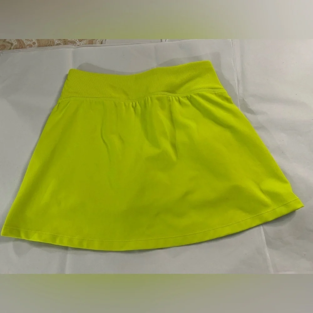 Reebok vibrant yellow